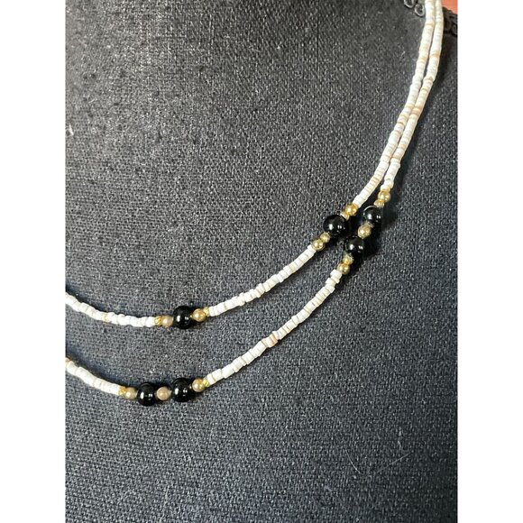 double strand shell necklace white black raw shell gold white - Picture 2 of 6